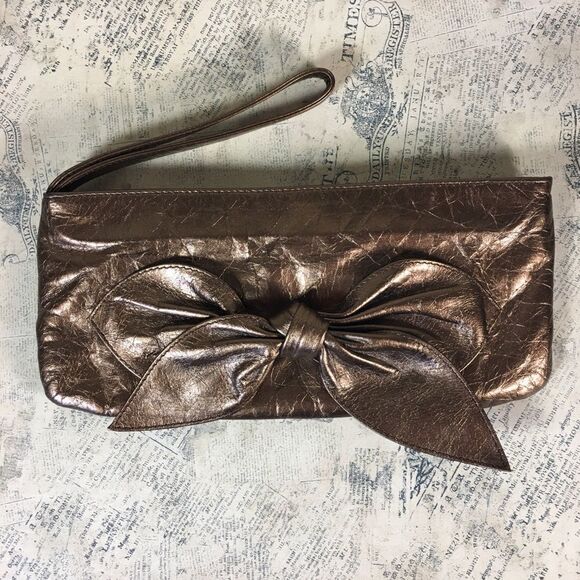 HOBO  Bronze bow top zip wristlet - Picture 1 of 11